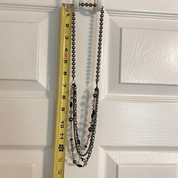 Beaded multi-strand necklace. - Picture 3 of 4